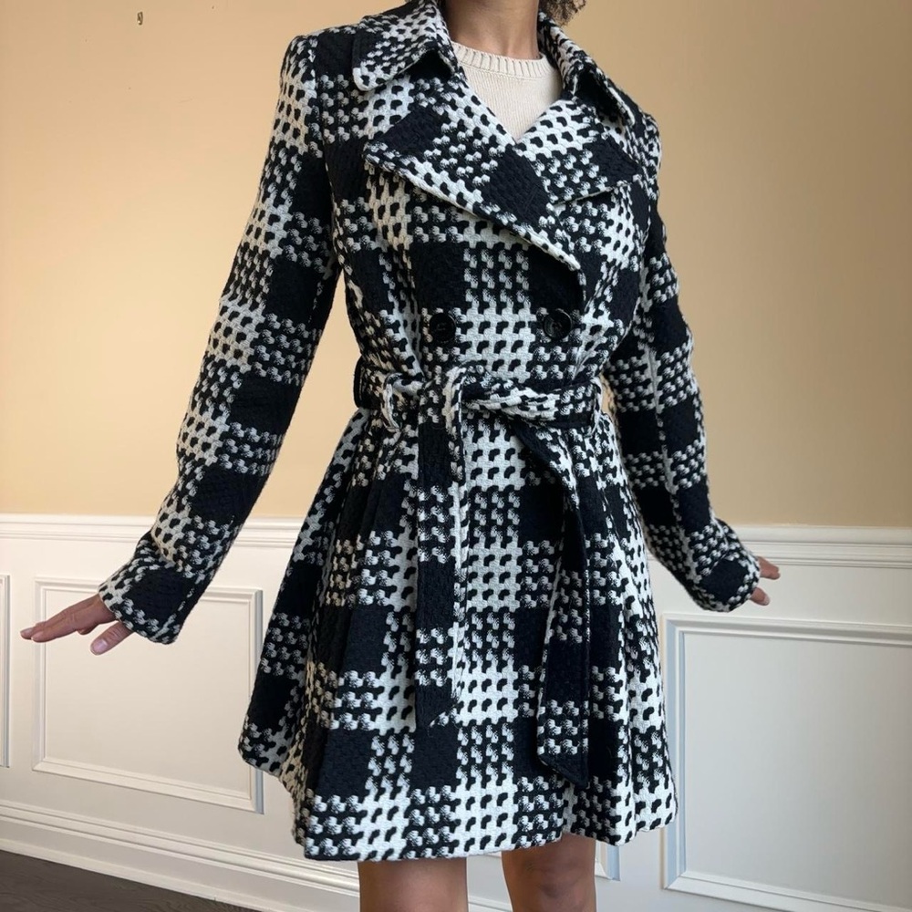 Via Spiga Houndstooth Wool-Blend Coat - Picture 4 of 8